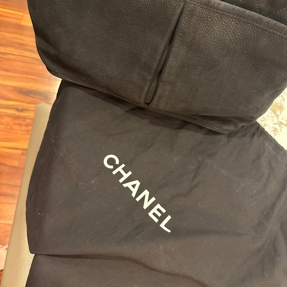 Chanel Natural Beauty Tote - Picture 4 of 14